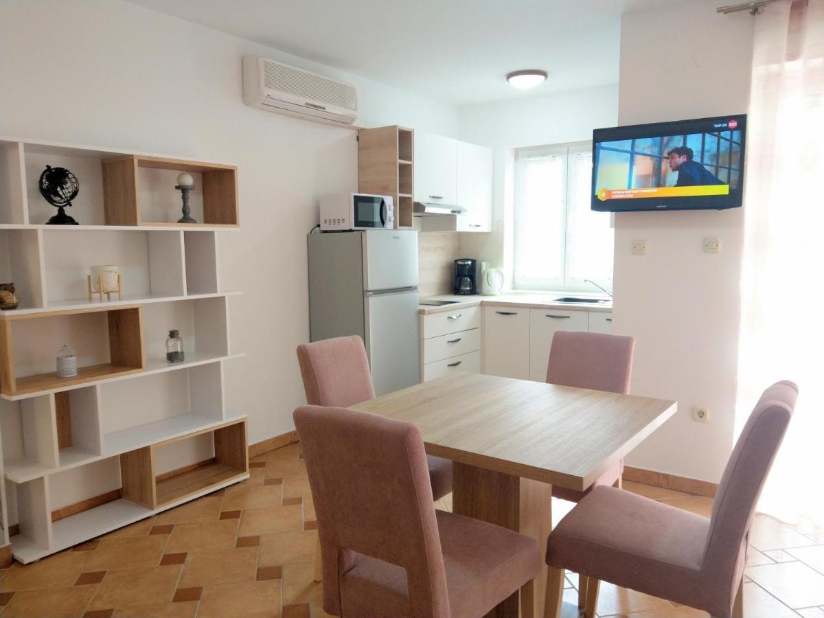 Apartment Koruna メドゥリン エクステリア 写真